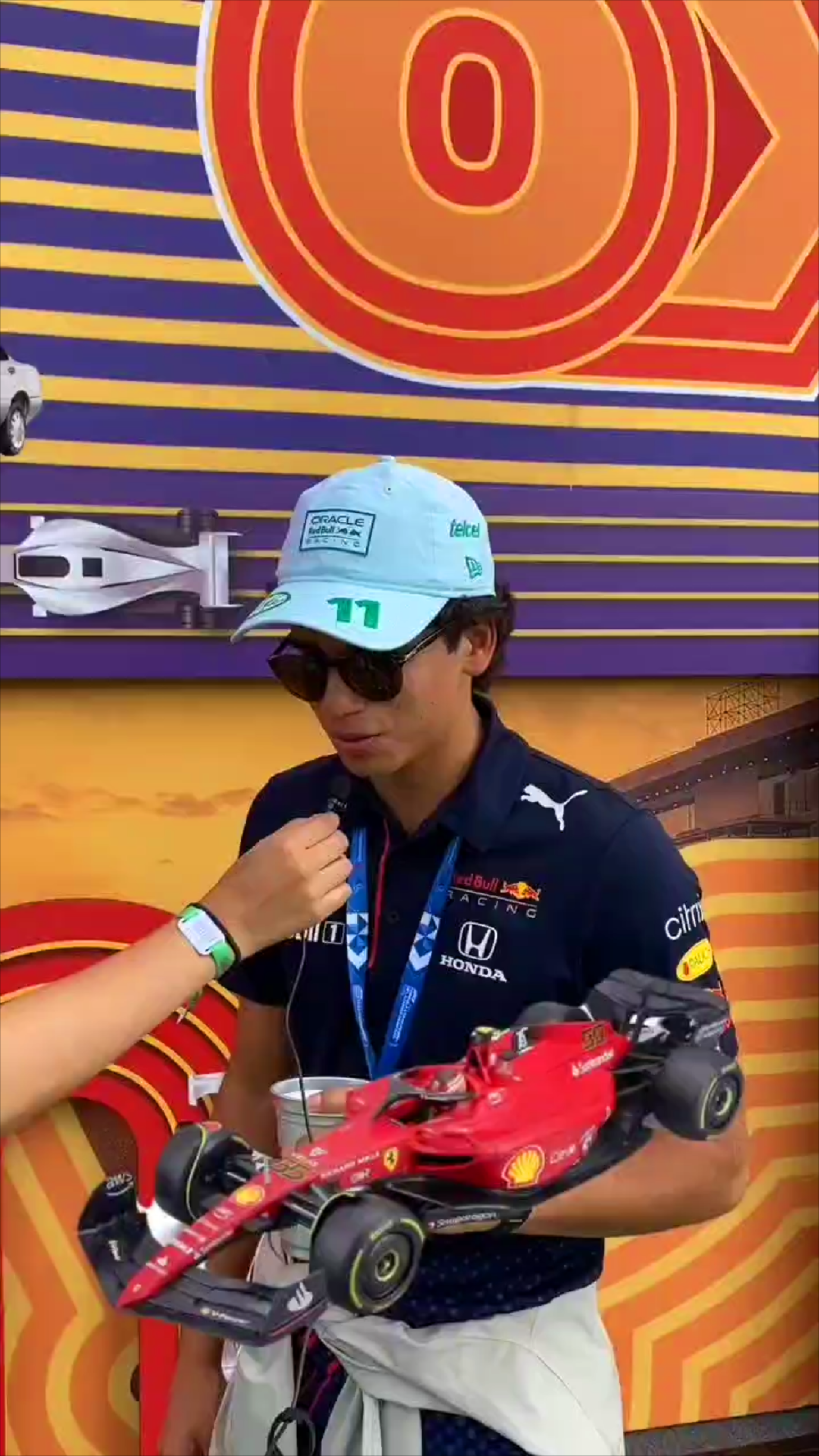 f1_video_04